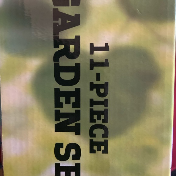 CEDAR TRAIL 11-Piece Garden Tool Set - Picture 2 of 2